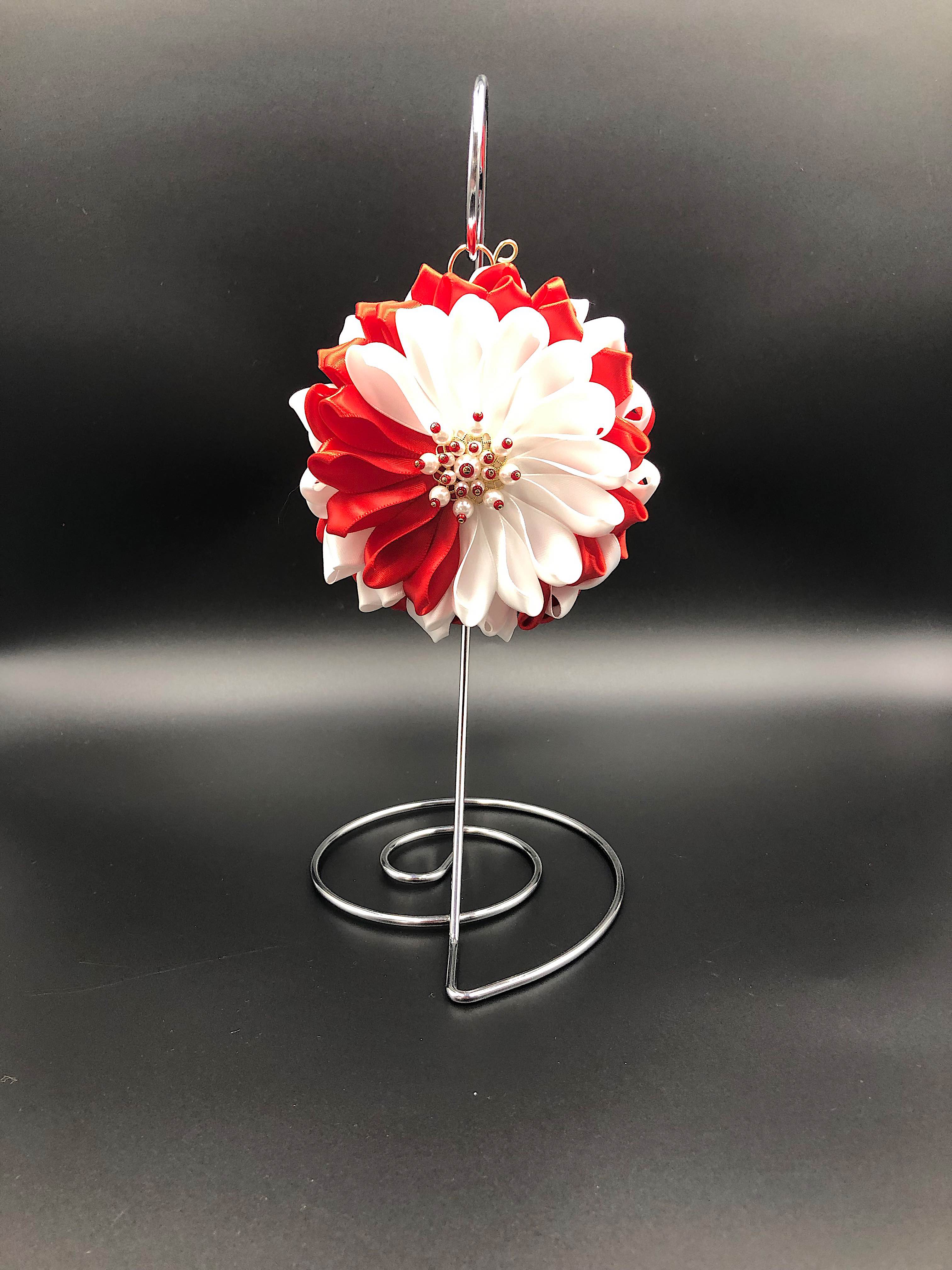 Red%20White%20Quarter%201